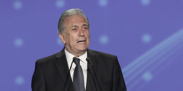 Ένταλμα σύλληψης για τον Δημήτρη Αβραμόπουλο από τη βελγική Δικαιοσύνη για το Qatargate