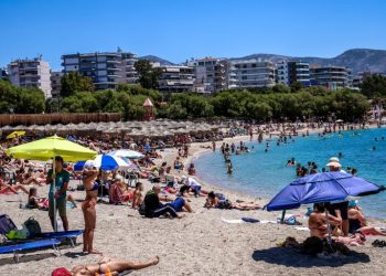 Σχεδόν 380 θάνατοι από πνιγμό ετησίως στην Ελλάδα – Οδηγίες του ΕΟΔΥ για ασφαλή κολύμβηση