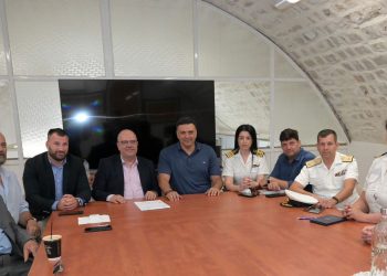 Κικίλιας από τη Σύρο: Ασφάλεια στις θαλάσσιες μεταφορές και ενίσχυση της αναπτυξιακής προοπτικής του νησιού