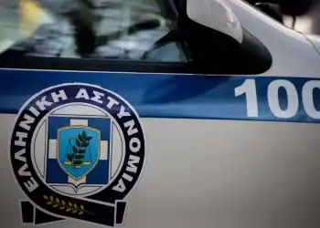 Θεσσαλονίκη: Απειλή με μαχαίρι σε διαμέρισμα, τραυματίστηκε αστυνομικός, βρέθηκε κοκαΐνη