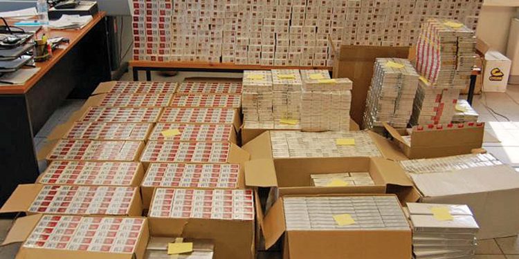 ΑΑΔΕ: Κατάσχεση 415.000 λαθραίων τσιγάρων στο «Ελ. Βενιζέλος» – Σύλληψη επιβατών από Αιθιοπία και Αίγυπτο