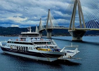 Το πορθμείο του Ρίου – Αντιρρίου παραμένει ζωντανό με έξι φέρι – μποτ και 70 εργαζόμενους