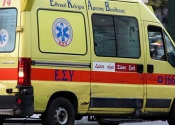 Τραγωδία στα Χανιά: Σφοδρή σύγκρουση με ασθενοφόρο του ΕΚΑΒ – Νεκρός ο ασθενής, τρεις τραυματίες