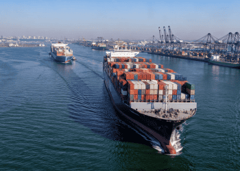 Ισχυρή άνοδος των Ελλήνων εφοπλιστών στα containerships