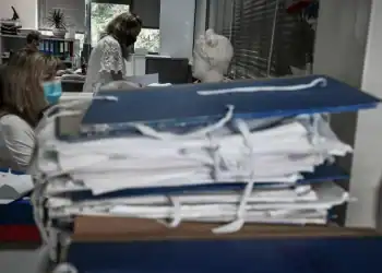 Ασφαλιστικά Ταμεία: Νέο νομοσχέδιο για να διορθωθούν οι αστοχίες του νόμου Τσακλόγλου – Τι αλλάζει