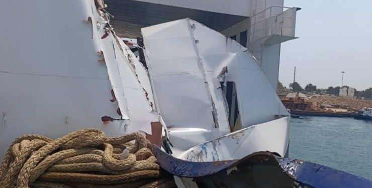 Στo Κερατσίνι το… λαβωμένο RoRo Cargo Iosif K μετά τη σύγκρουση με το ΕΛΥΡΟΣ στο λιμάνι της Σούδας (φωτο)