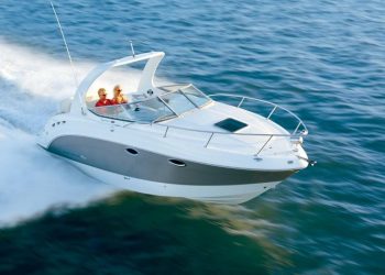 Ανατροπή στο yachting: Το e-Ναυλοσύμφωνο «σβήνει» τις χειρόγραφες λίστες επιβατών