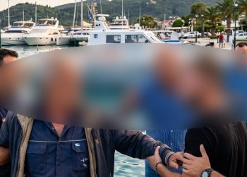 Ένταση στο Νυδρί: Άγριος καβγάς ιδιοκτητών τουριστικών σκαφών κατέληξε σε συλλήψεις και ένα πατίνι στον βυθό!